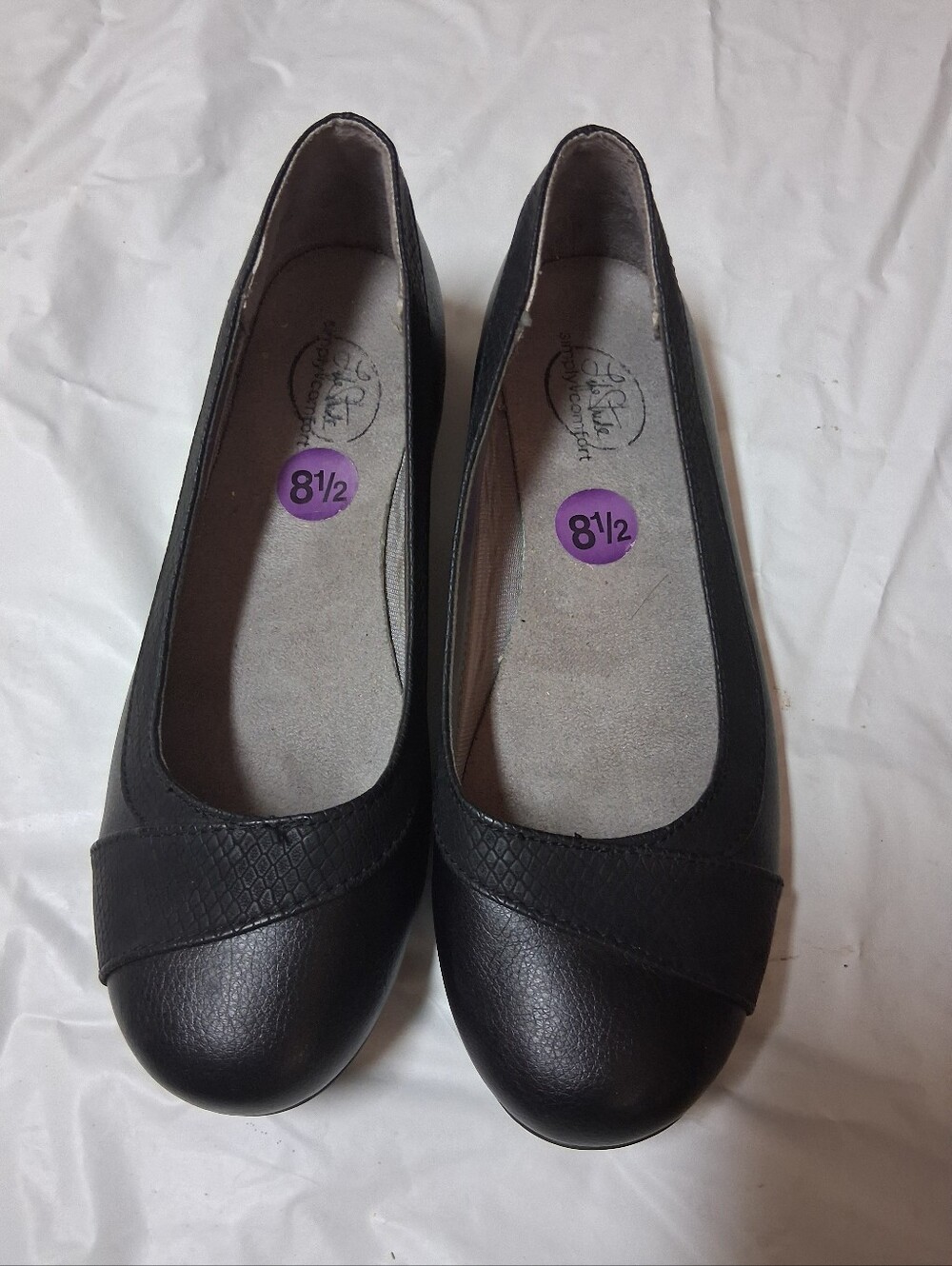Life Stride Women’s Classic Black Ballet Flats - Size 8.5 Preowned